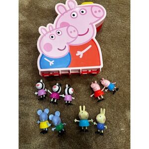 Peppa Pig Carry Along Brothers & Sisters 9 Figures Plastic Carrying Case George